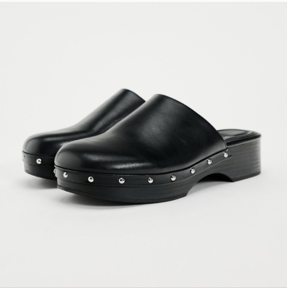 Zara Clogs